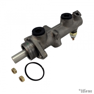 Master cylinder w.servo and w/o ABS